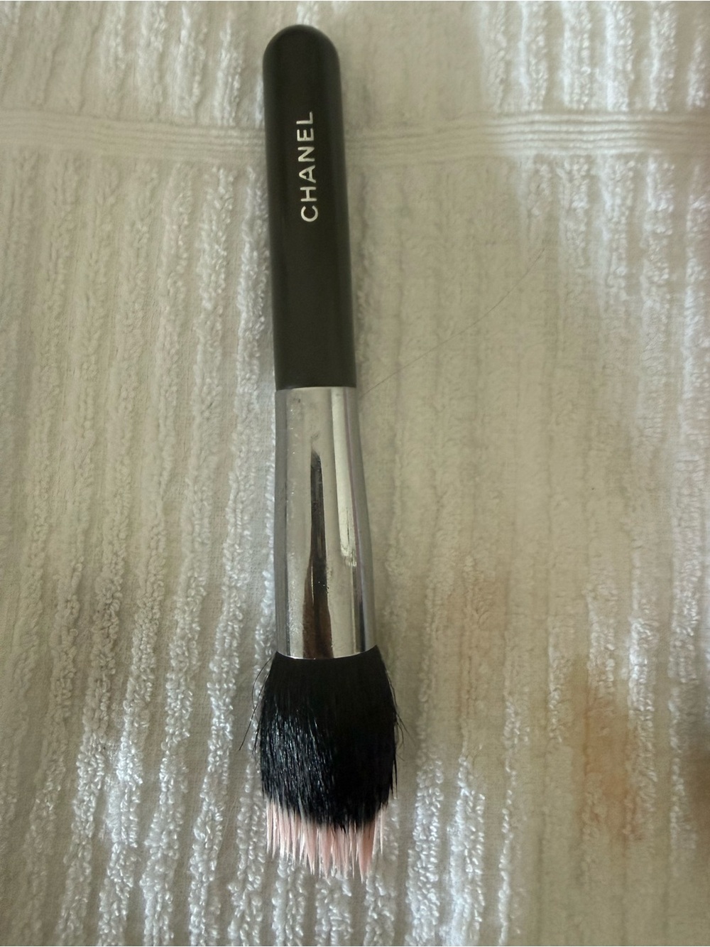 CHANEL Black and Pink Tipped Makeup Brush